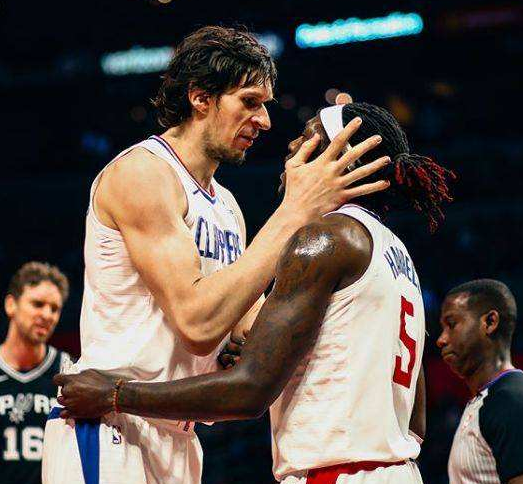 孤独与压迫 孤独与压迫