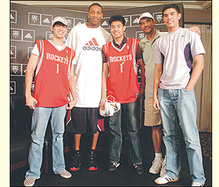 先在广场集 先在广场集